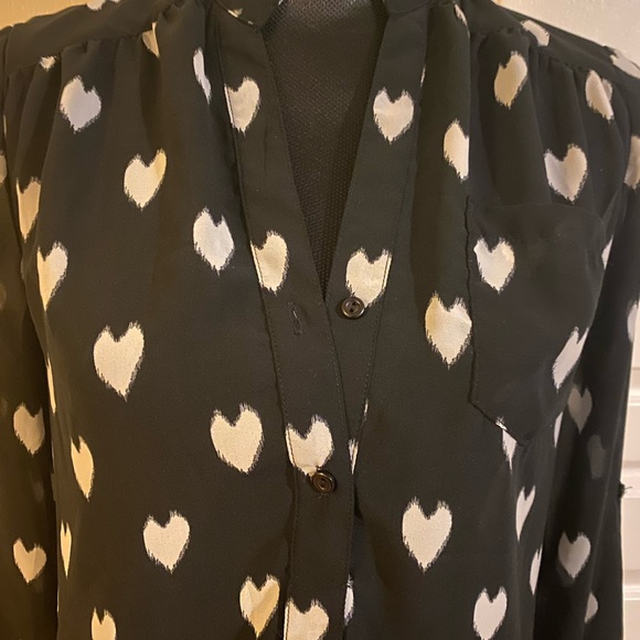 Blouse with hearts - Picture 2 of 4